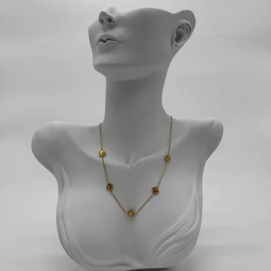 Çelik Gold Yonca Detaylı Trend Kolye - 1