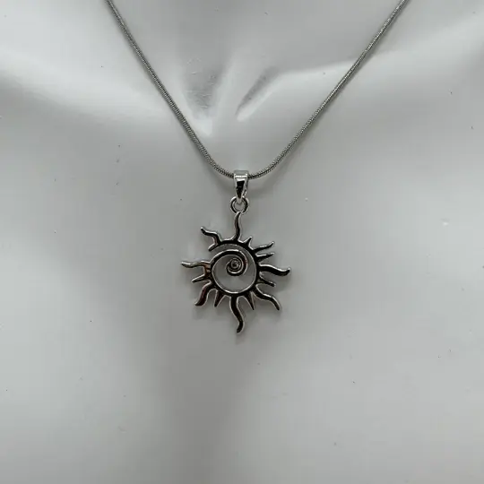 Çelik Silver Güneş Detay Kolye - 2