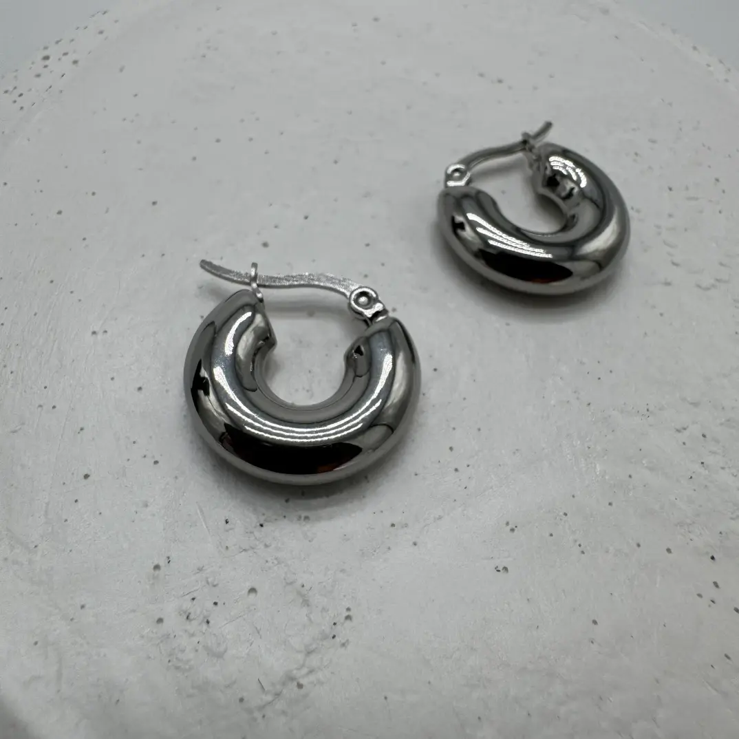 Çelik Silver Minimal Halka Küpe - 2