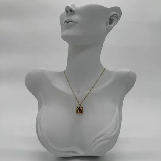Çelik Vintage Sanat Kolye Serisi: Kırmızı Tablo Çiçek Detay - Gold - 1