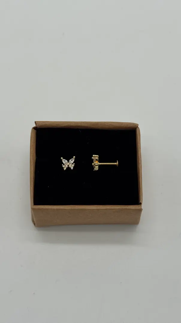 Cerrahi Çelik Gold Kelebek Taşlı Kıkırdak Piercing - 2