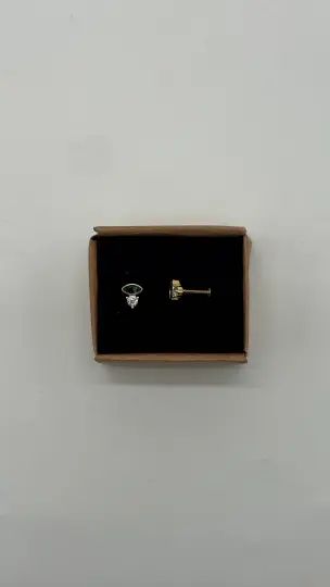 Cerrahi Çelik Gold Yeşil Taşlı Kıkırdak Piercing - 2