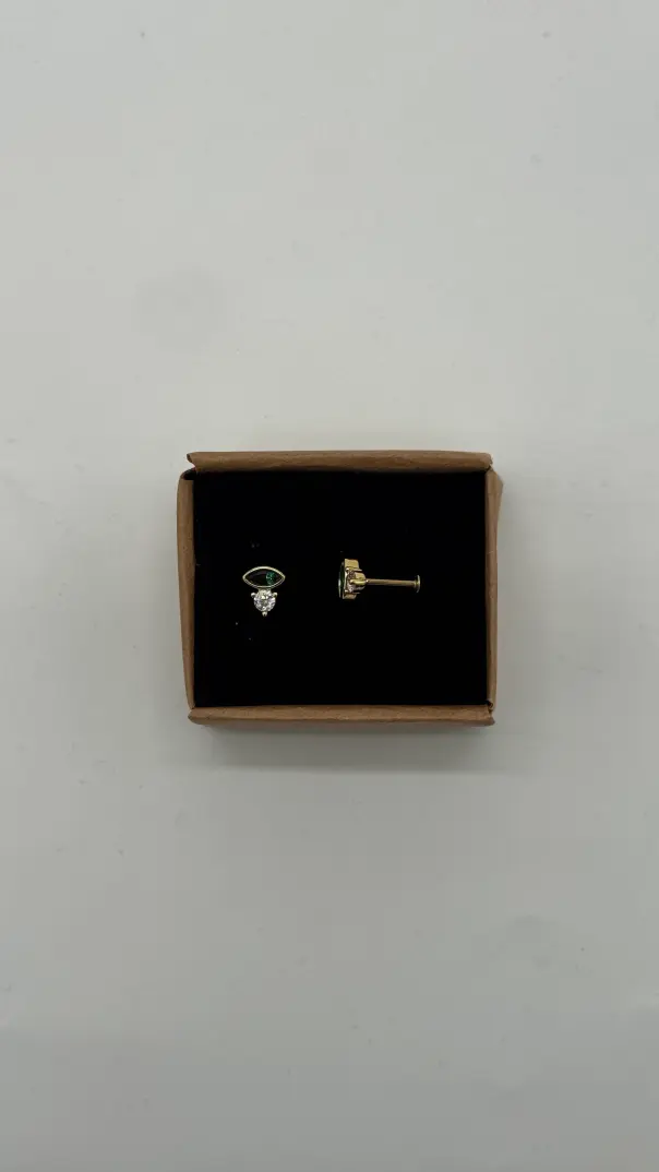 Cerrahi Çelik Gold Yeşil Taşlı Kıkırdak Piercing - 2
