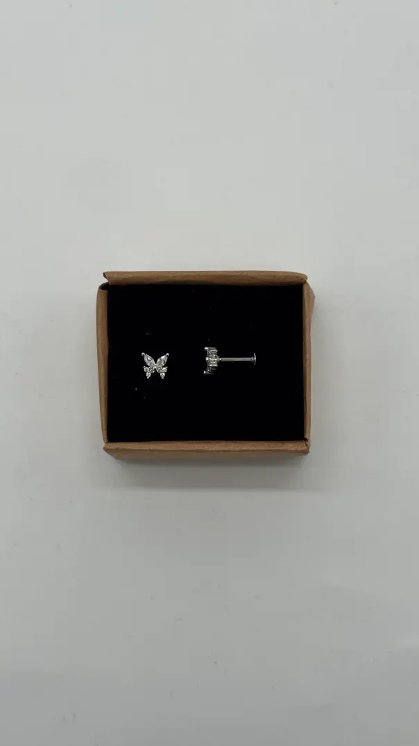 Cerrahi Çelik Silver Kelebek Taşlı Kıkırdak Piercing - 1