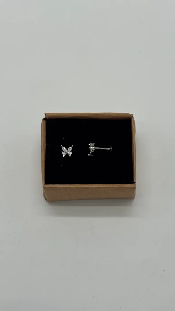 Cerrahi Çelik Silver Kelebek Taşlı Kıkırdak Piercing - 2