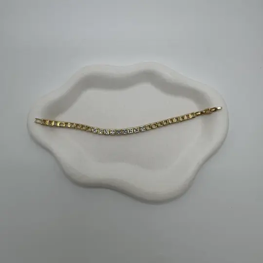 Özel Seri 14K Altın Kaplama Diamond Grid Taşlı Kare Detay Bileklik - Gold - 4