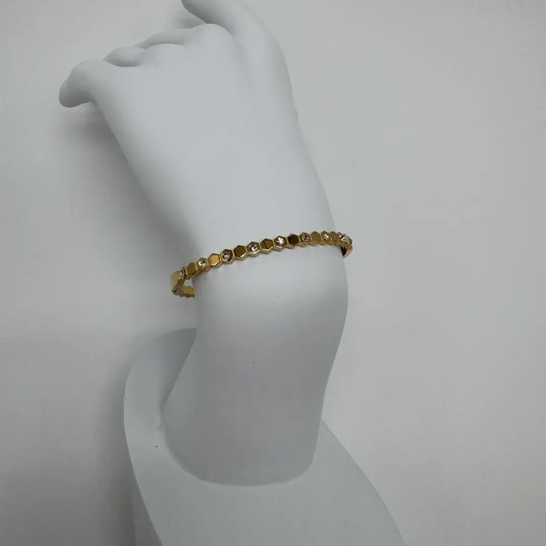 Özel Seri Gold Altıgen Taşlı Detay Kelepçe Bileklik 15 cm - 1