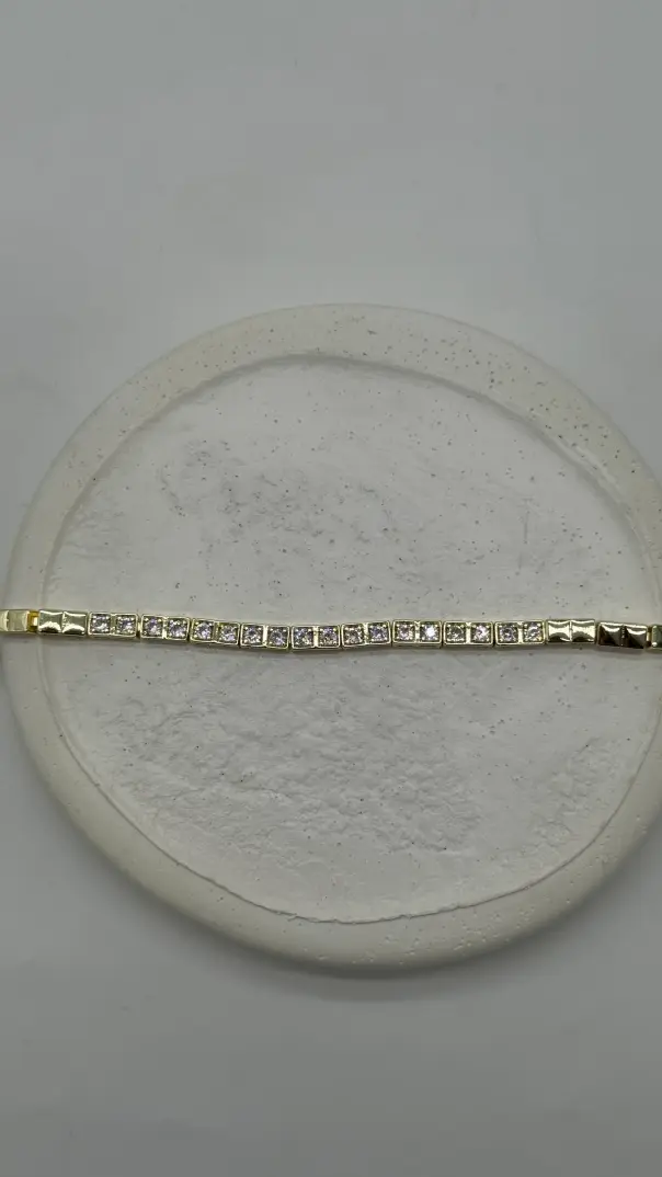 Özel Seri Gold Kare Taşlı Zarif Bileklik - 3