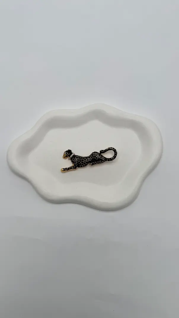 Siyah Gold Detay Leopar Broş - 4
